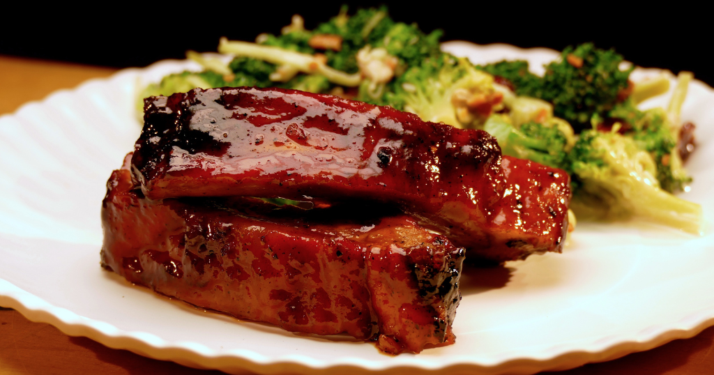 Cranberry and Whiskey Glazed Spare Ribs (30-35 Minutes) Recipe