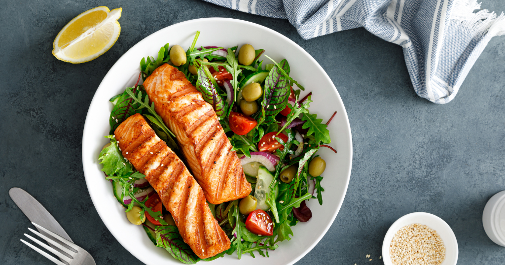 Grilled Salmon Salad (25 Minutes) Recipe
